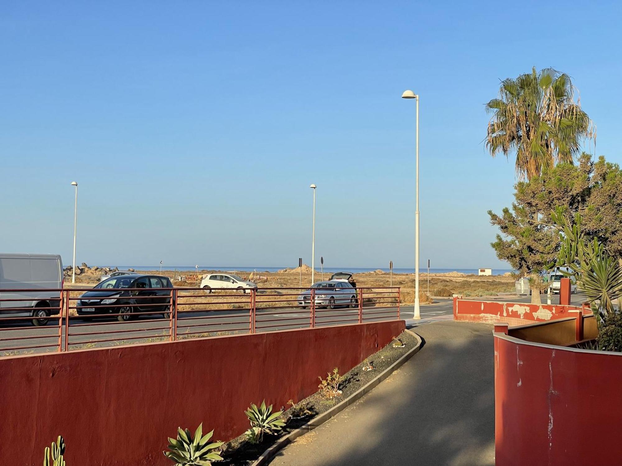 Beiramar La Caleta, Piscina Y Wifi Gratis, Tranquilidad Junto Al Atlantico Lägenhet Parque Holandes Exteriör bild